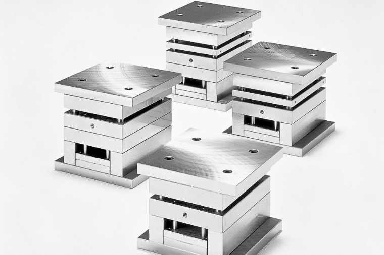 Standard Mold Bases (Provided by Futaba Corporation)